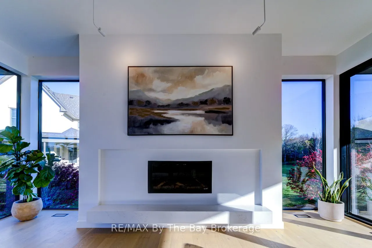 18 Raintree Court
