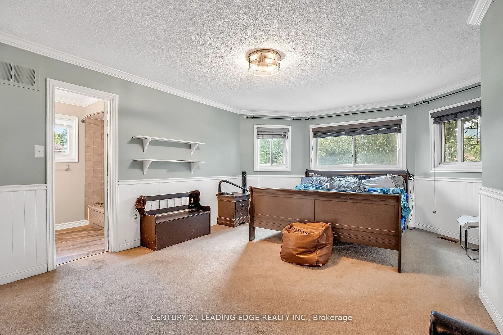 21 Brushwood Crescent