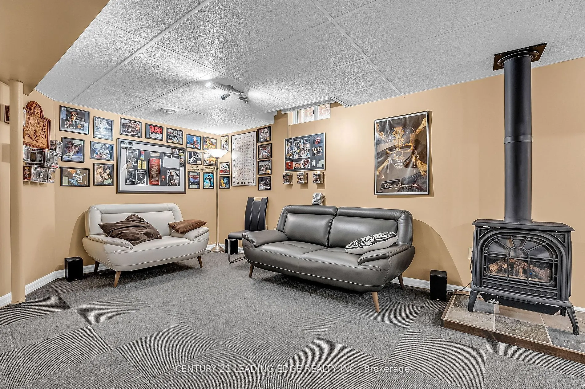 21 Brushwood Crescent