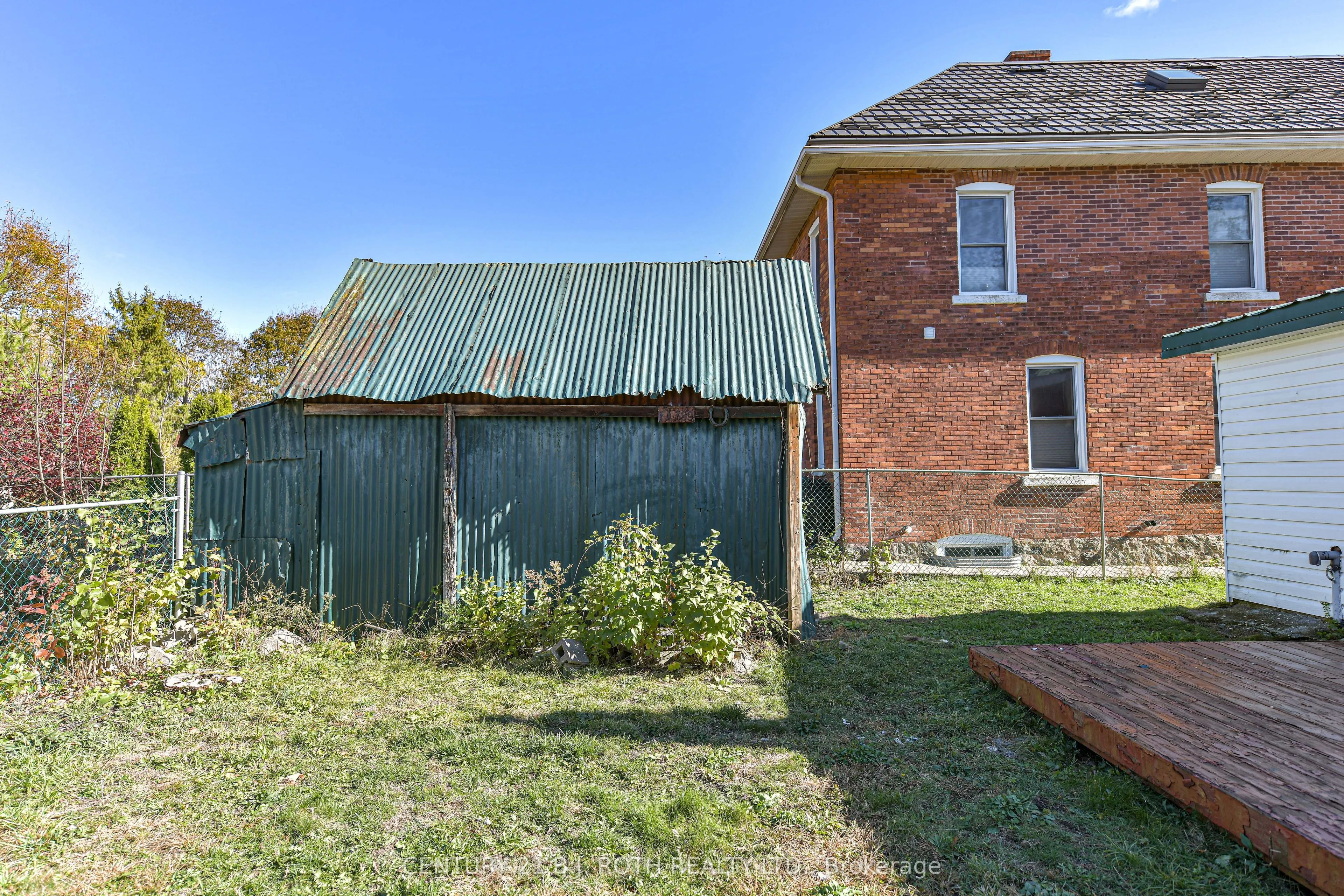 136 Coldwater Road W