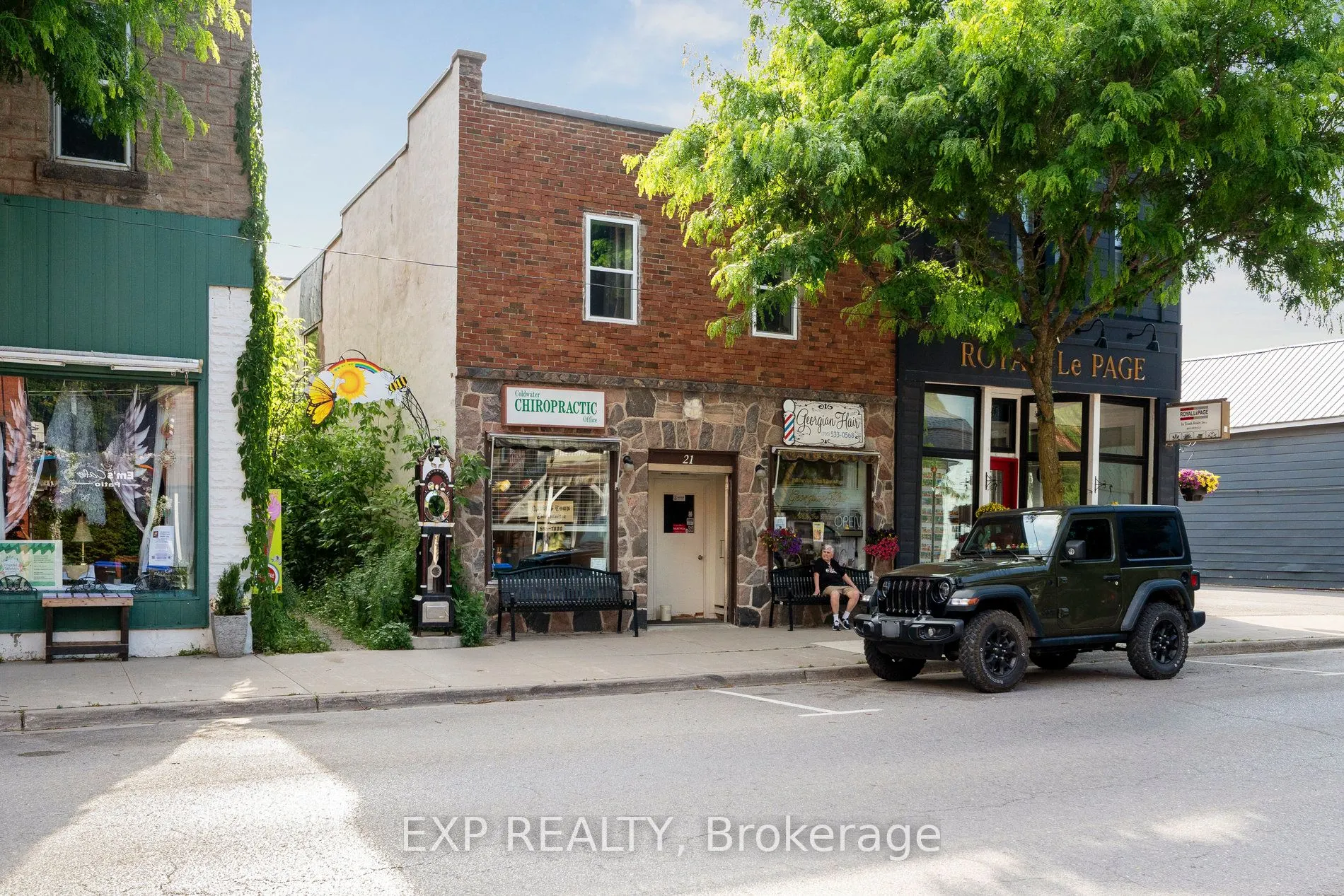 21 Coldwater Road E/s Road