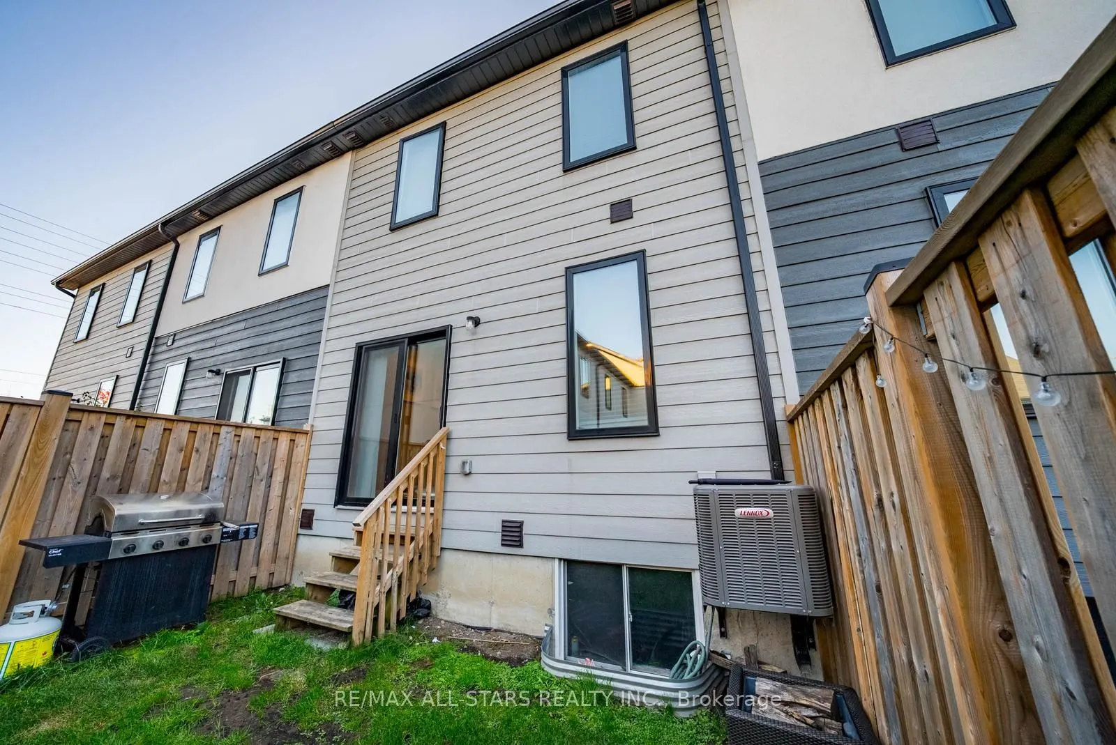 5 Stonehart Lane, #20