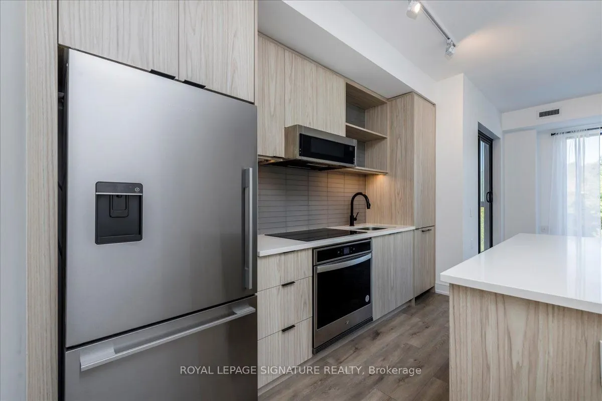 185 Dunlop Street E, #517