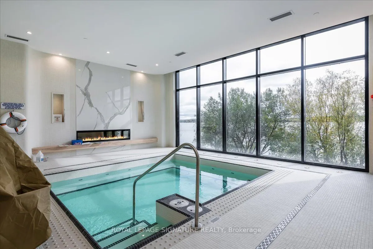 185 Dunlop Street E, #517