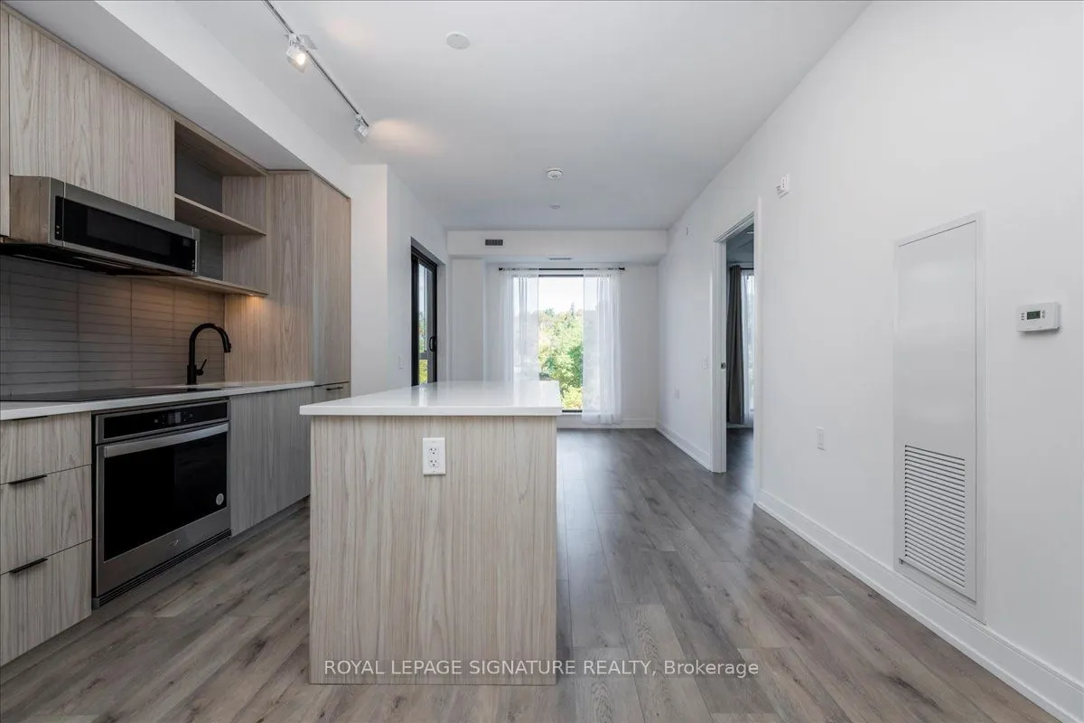 185 Dunlop Street E, #517