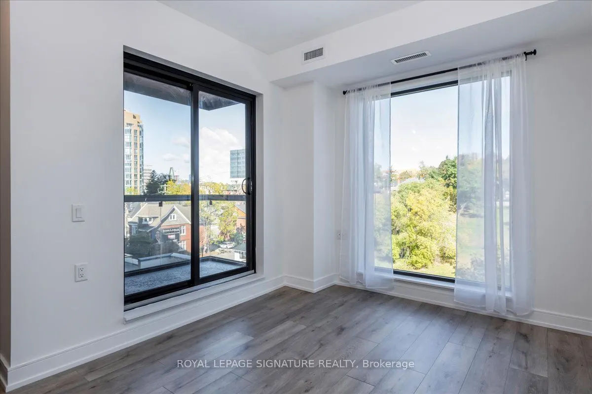 185 Dunlop Street E, #517