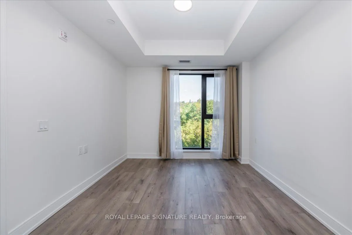 185 Dunlop Street E, #517