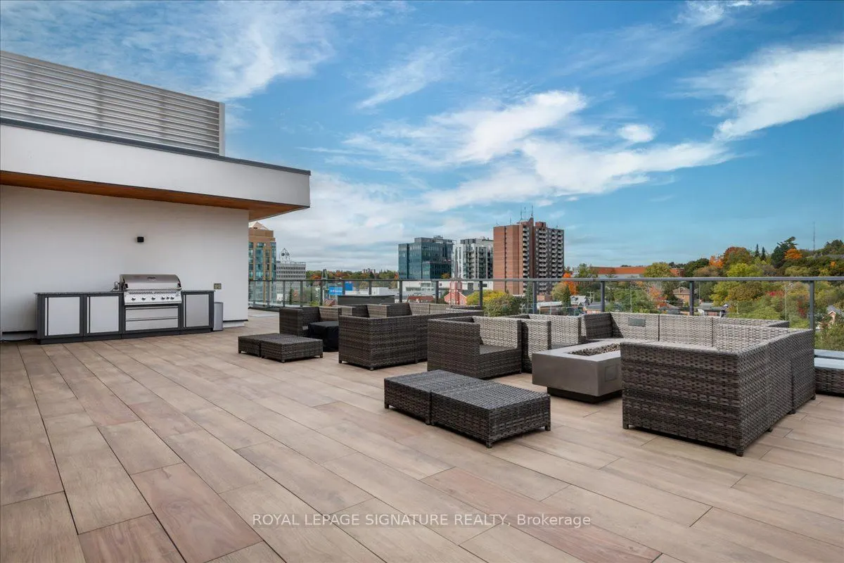 185 Dunlop Street E, #517