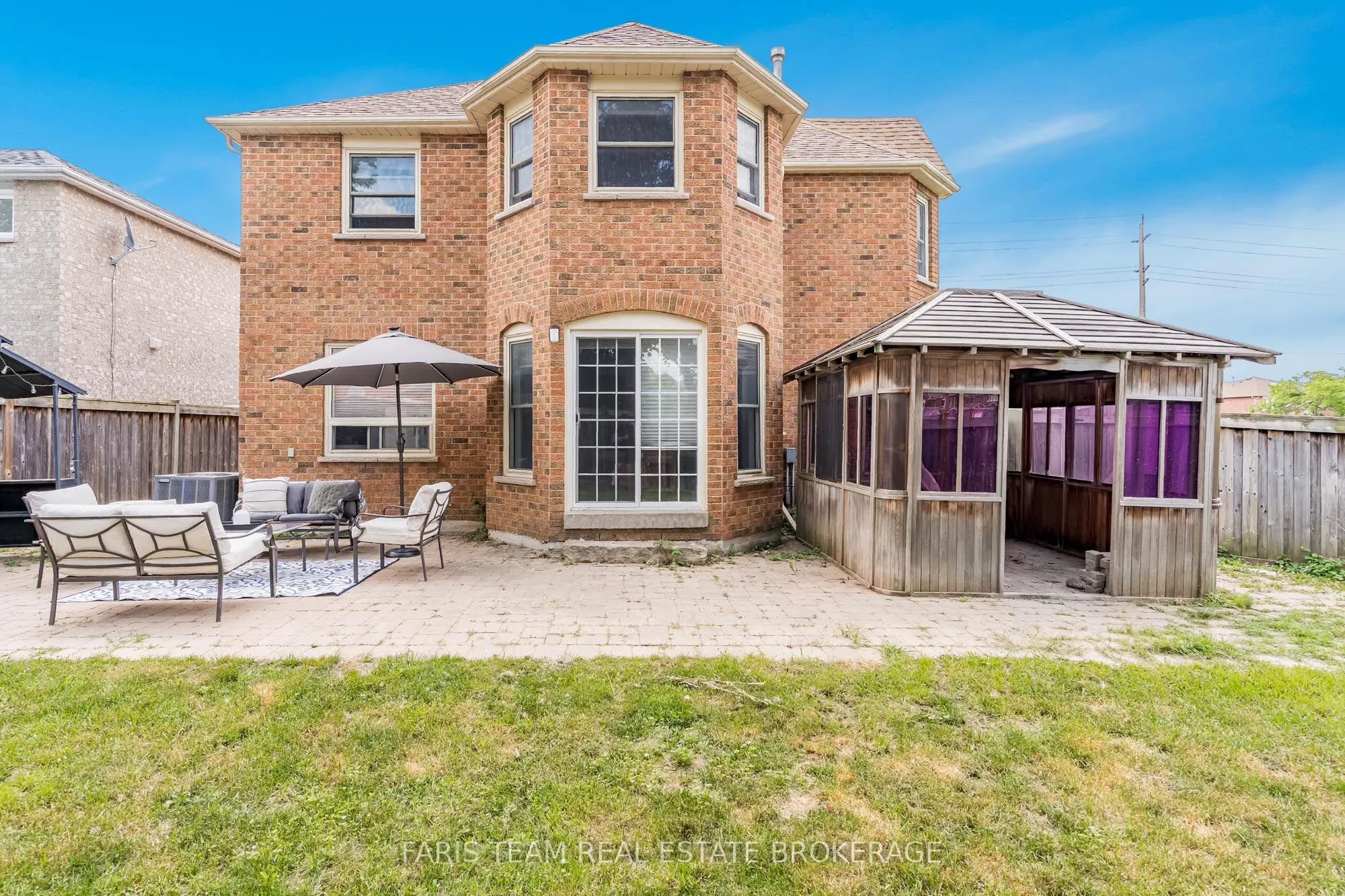 142 Livingstone Street W