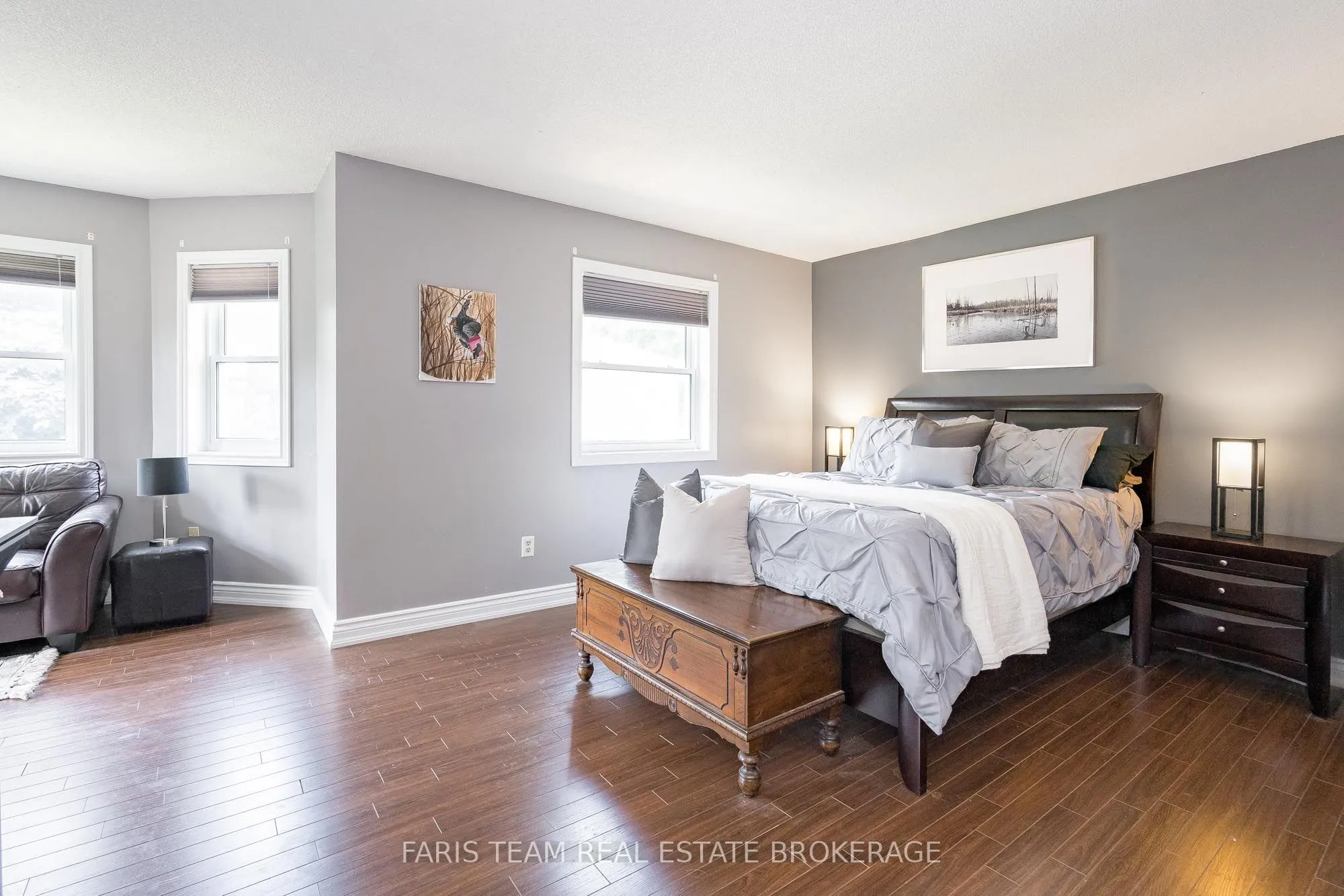 142 Livingstone Street W