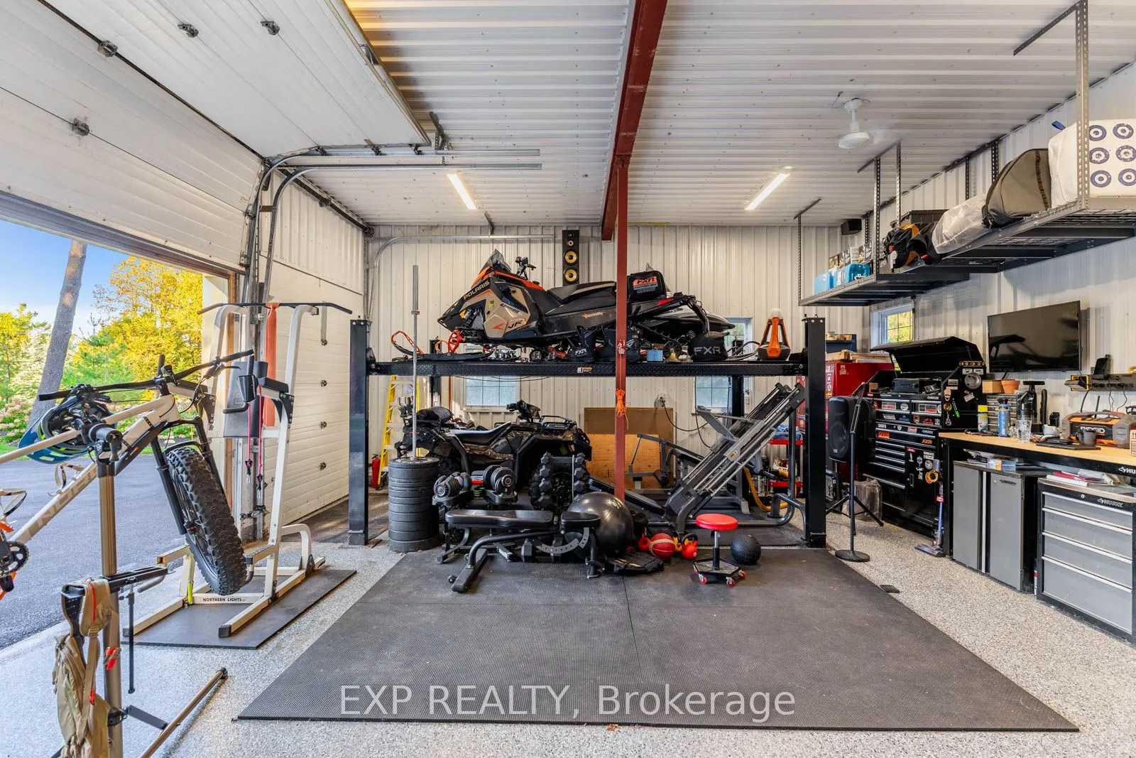 4146 Forest Wood Drive