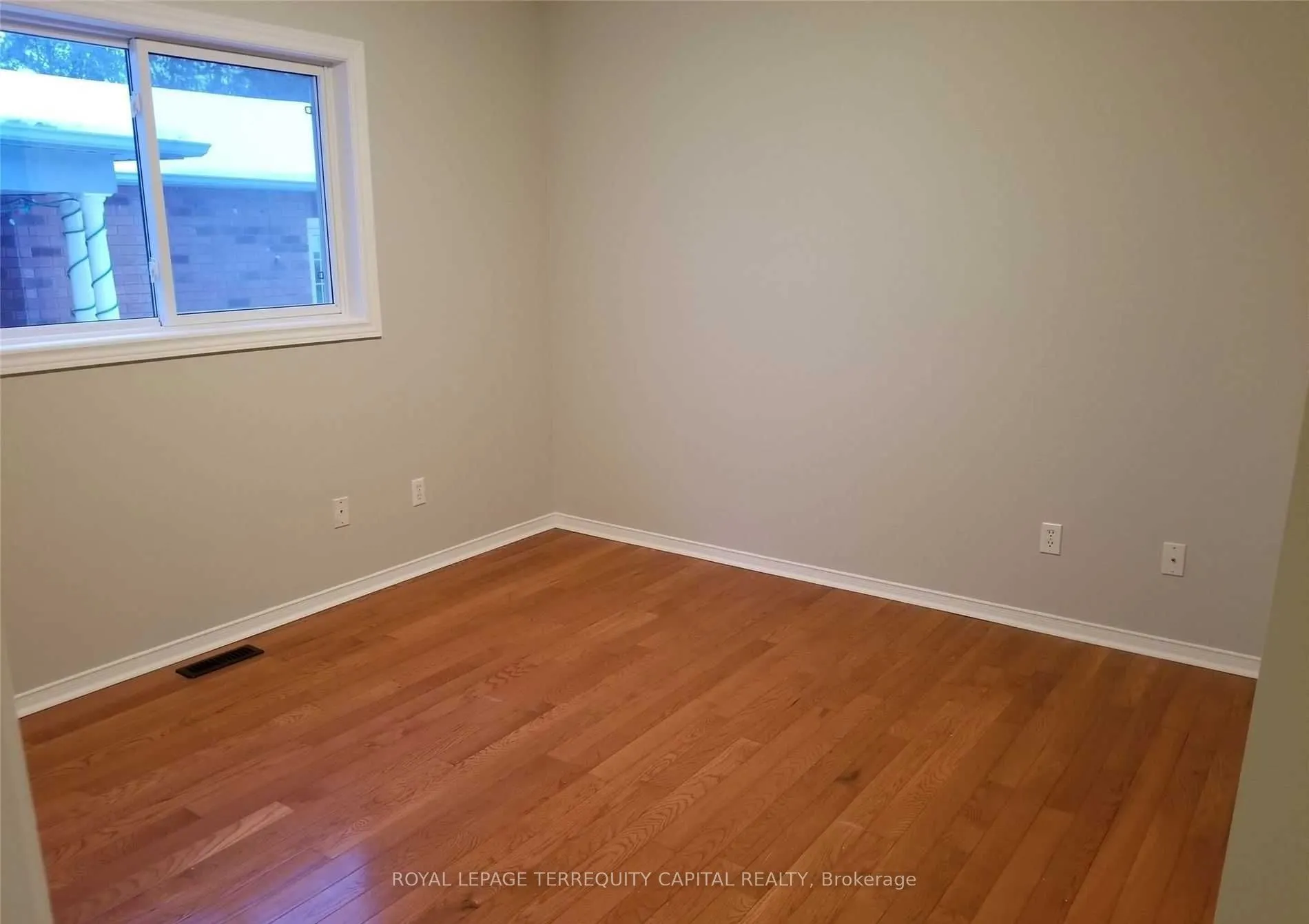 40 Nicholson Drive, #Upper