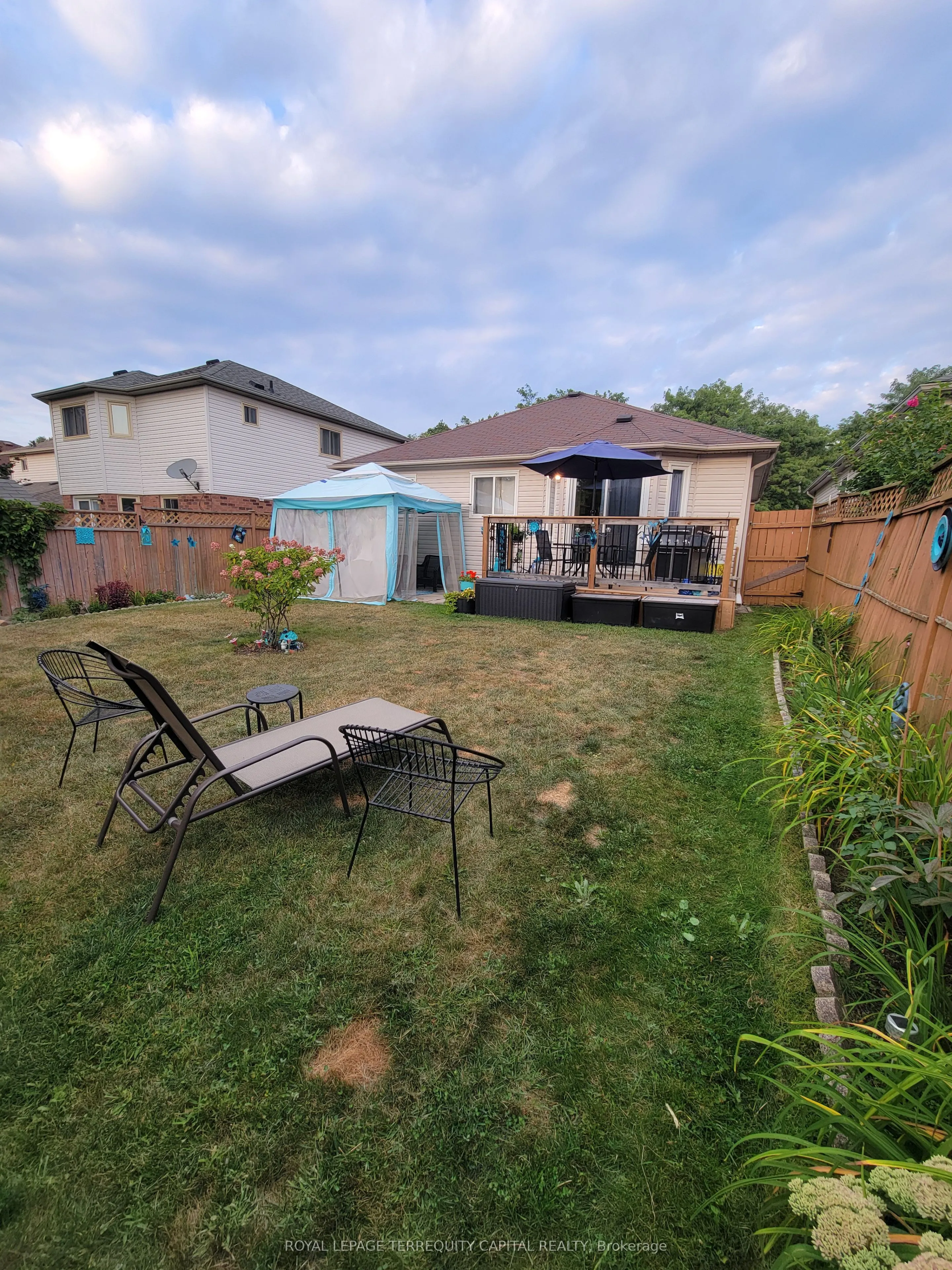 40 Nicholson Drive, #Upper