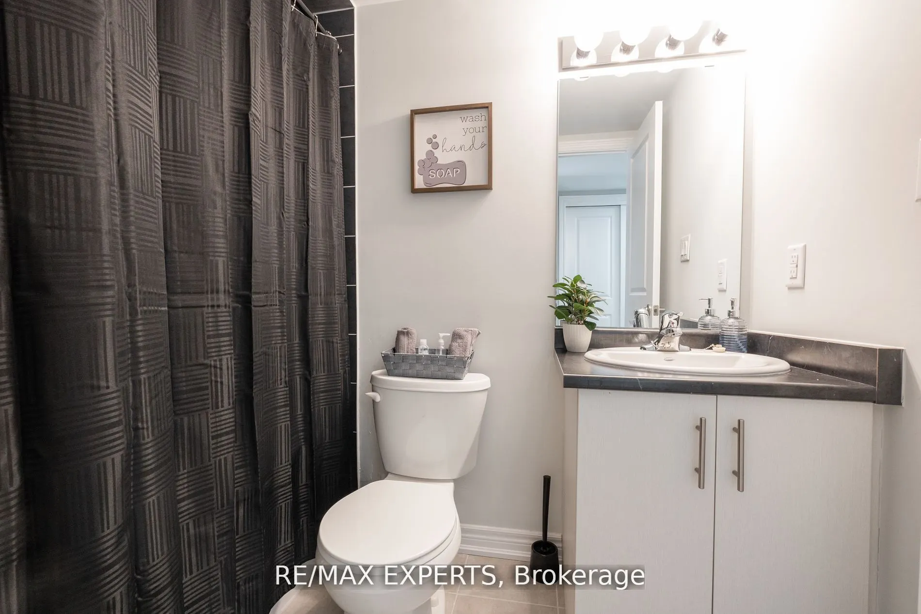 13 Winters Crescent, #23