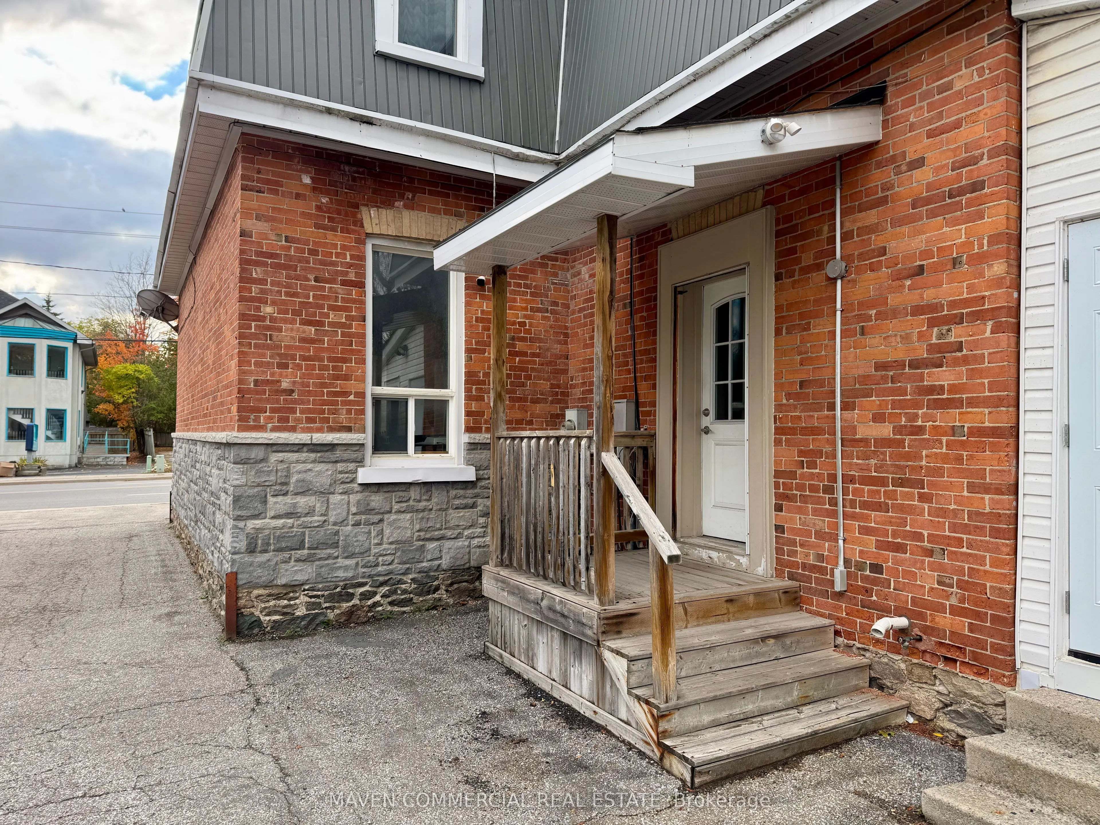 183 Bayfield Street, #Main