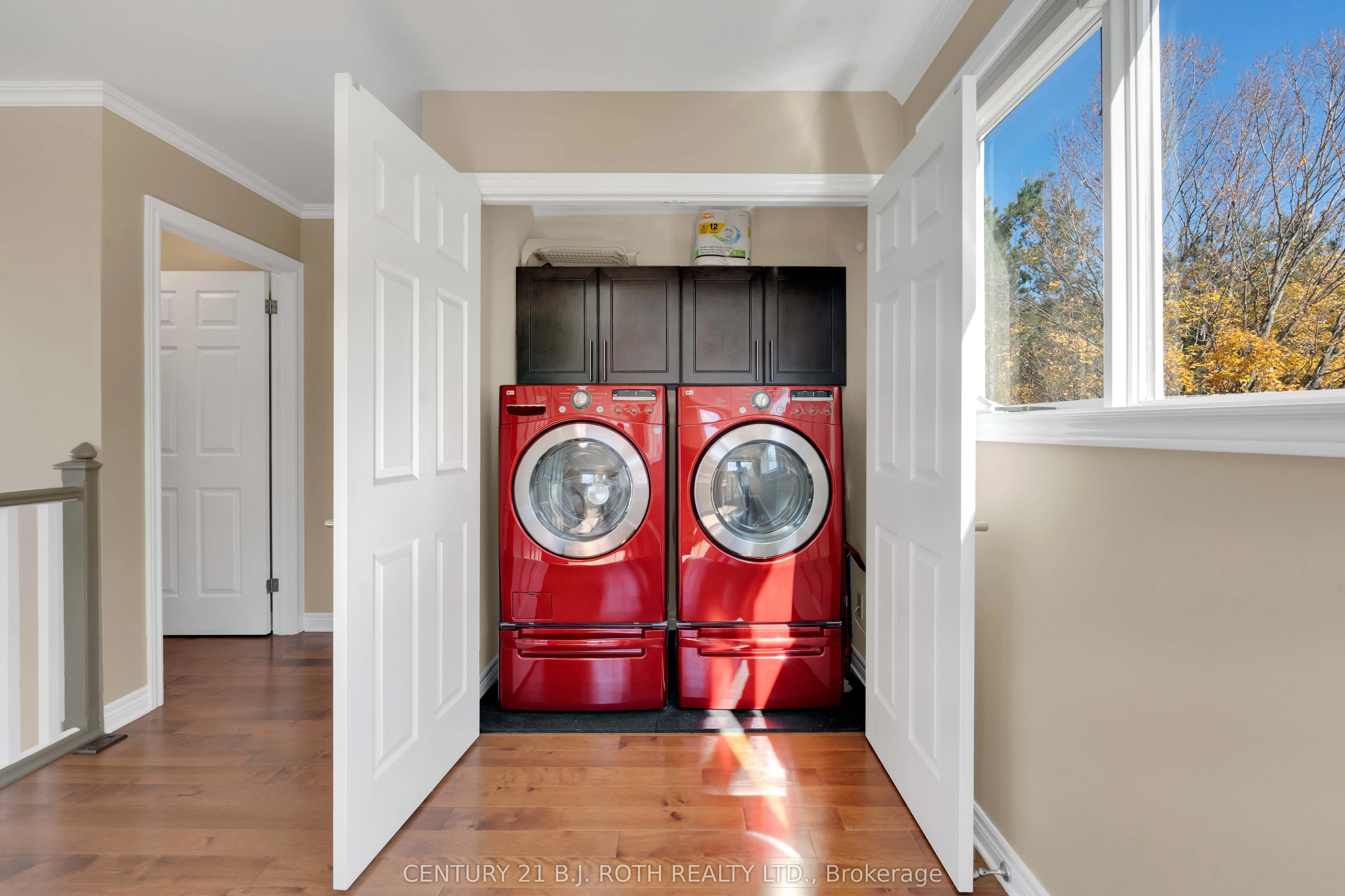 646 MOONSTONE RD W Road