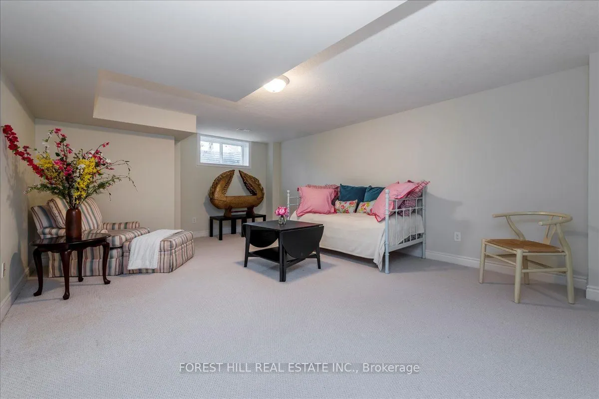 10 Invermara Court, #10