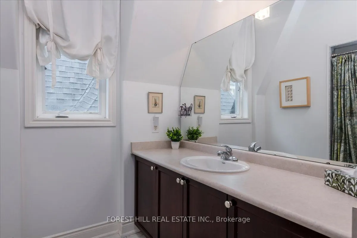 10 Invermara Court, #10