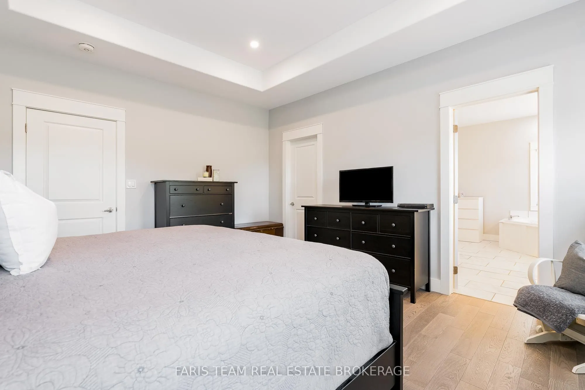 7589 Cronk Side Road