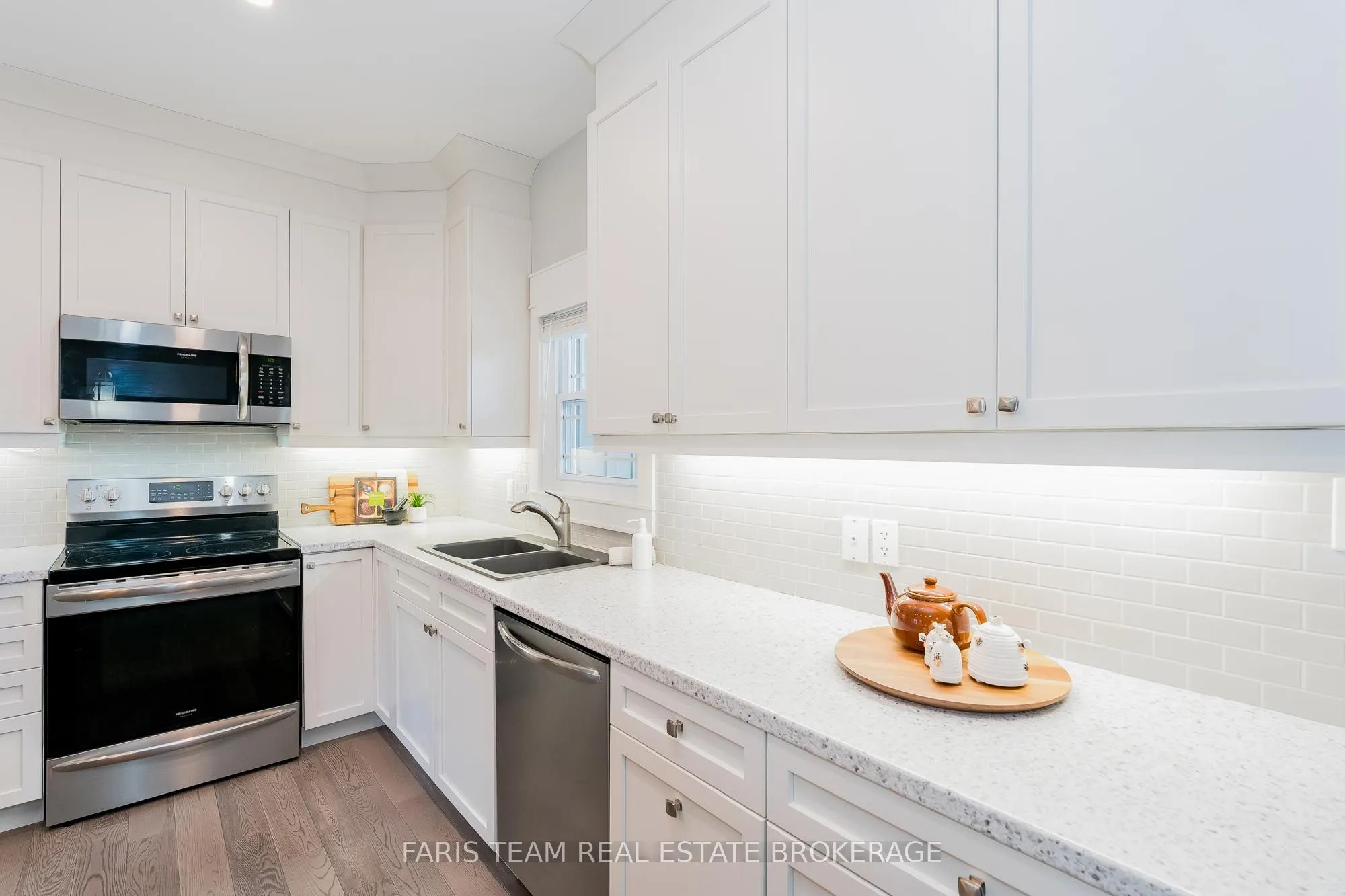 7589 Cronk Side Road