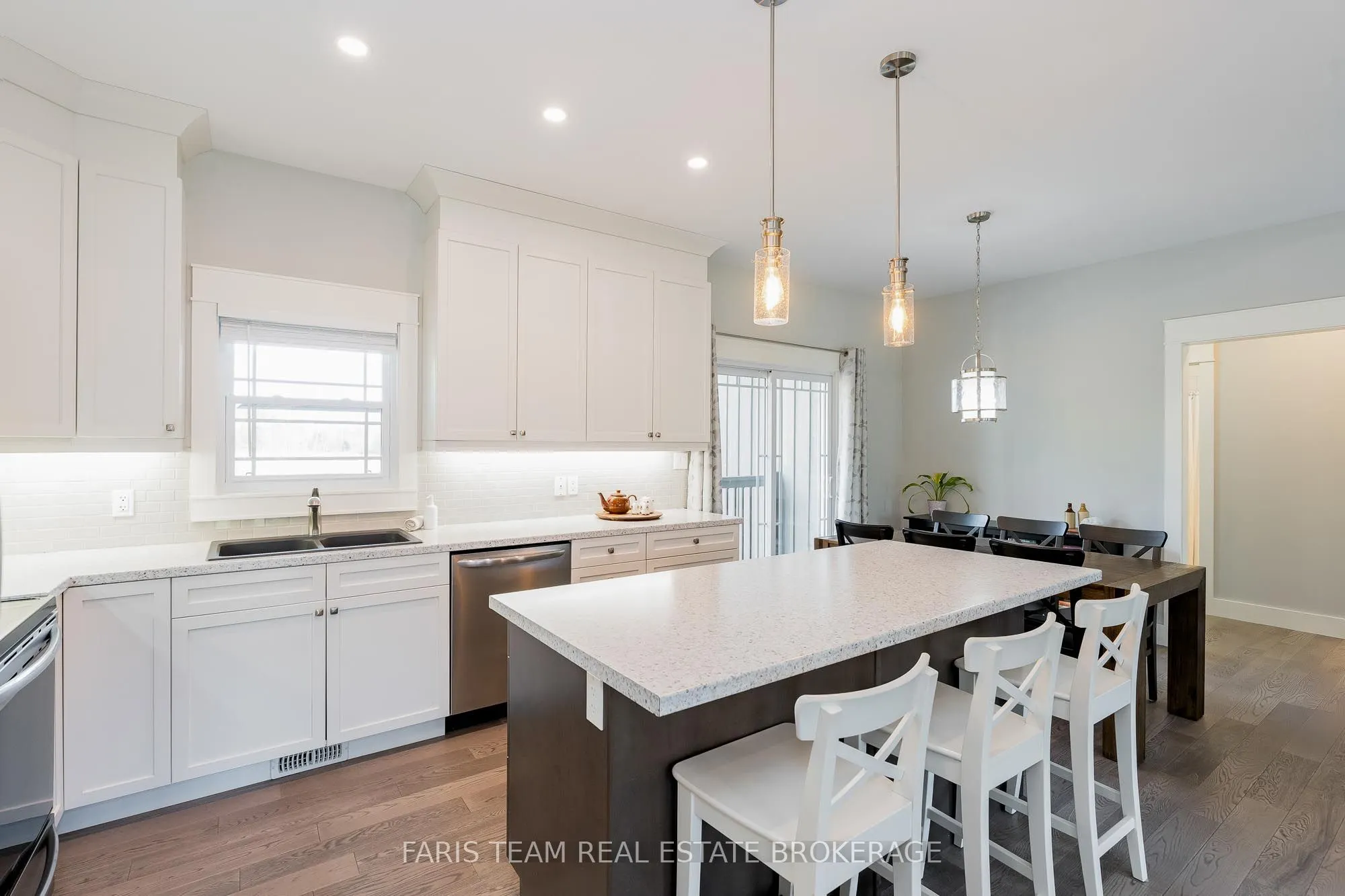 7589 Cronk Side Road