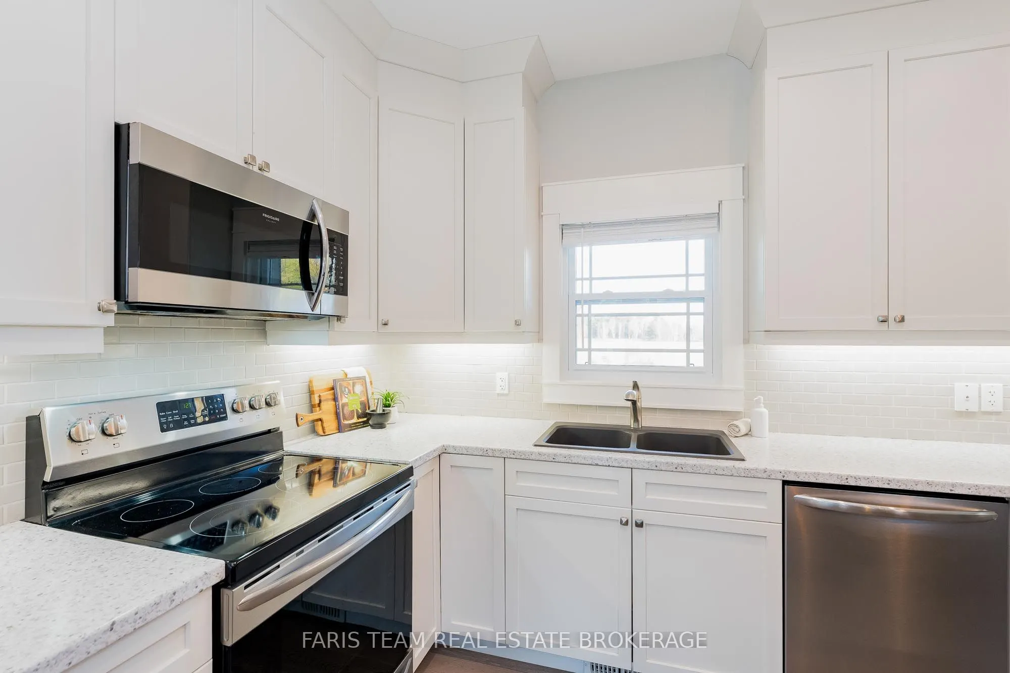 7589 Cronk Side Road