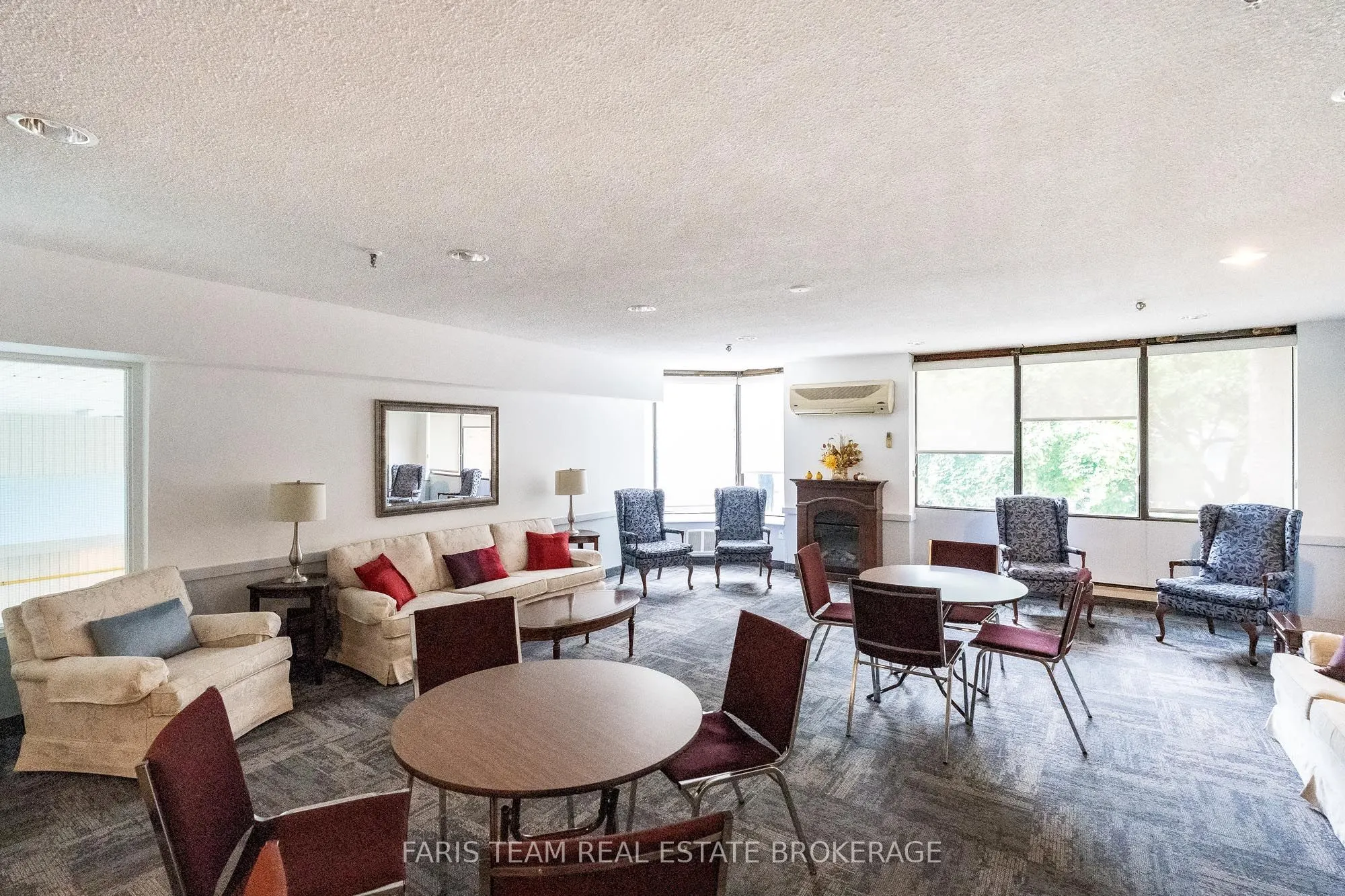 181 Collier Street, #707