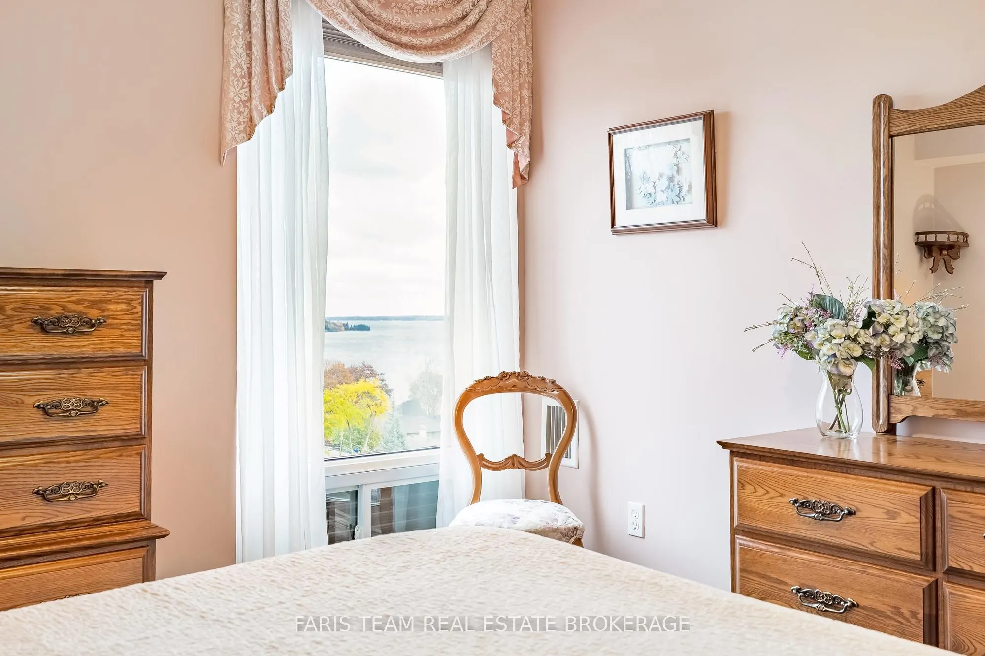 181 Collier Street, #707