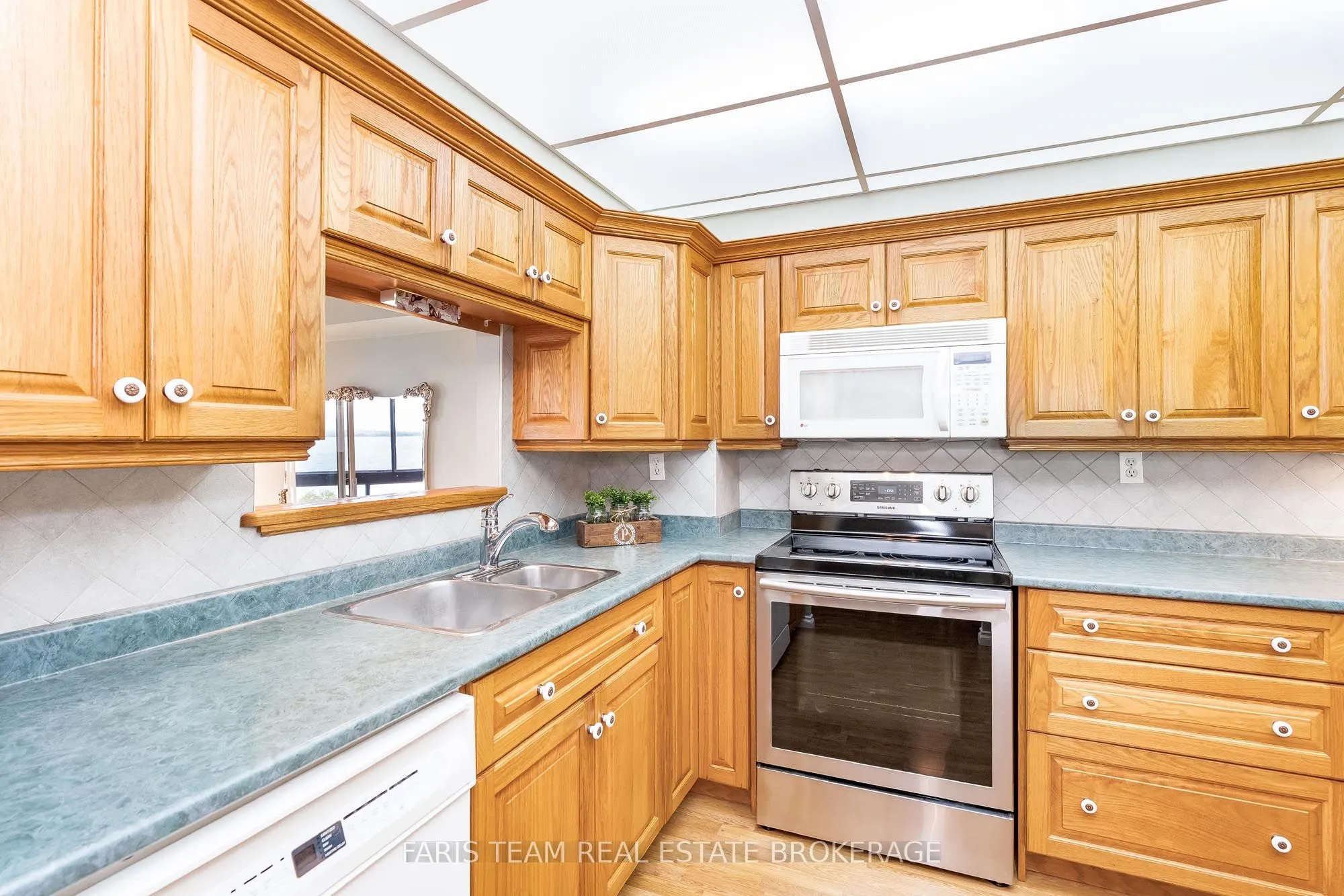 181 Collier Street, #707