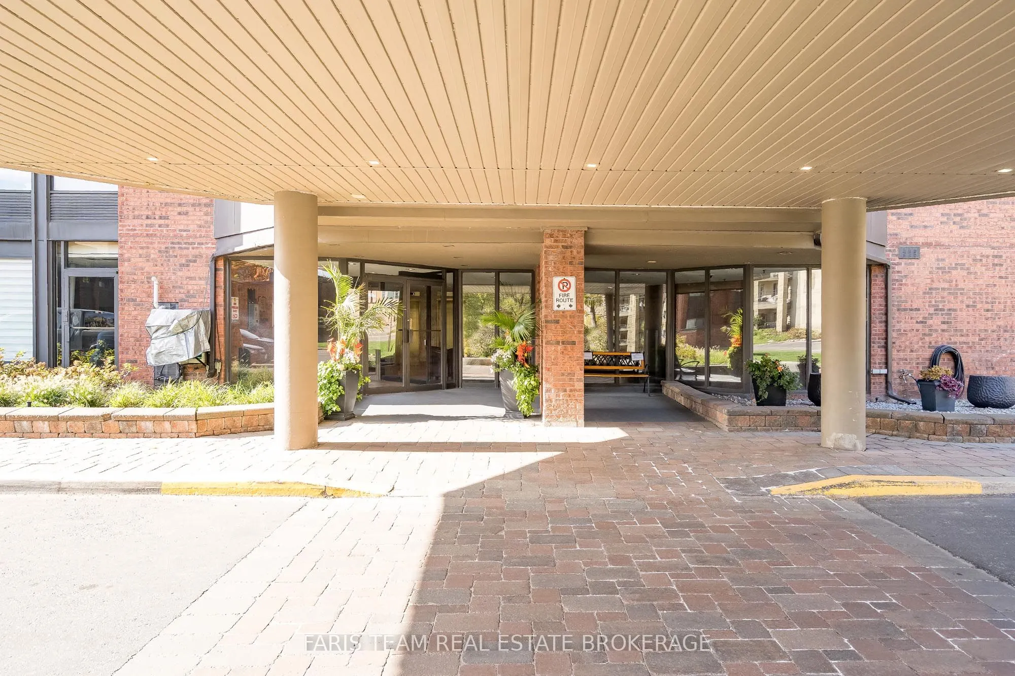 181 Collier Street, #707