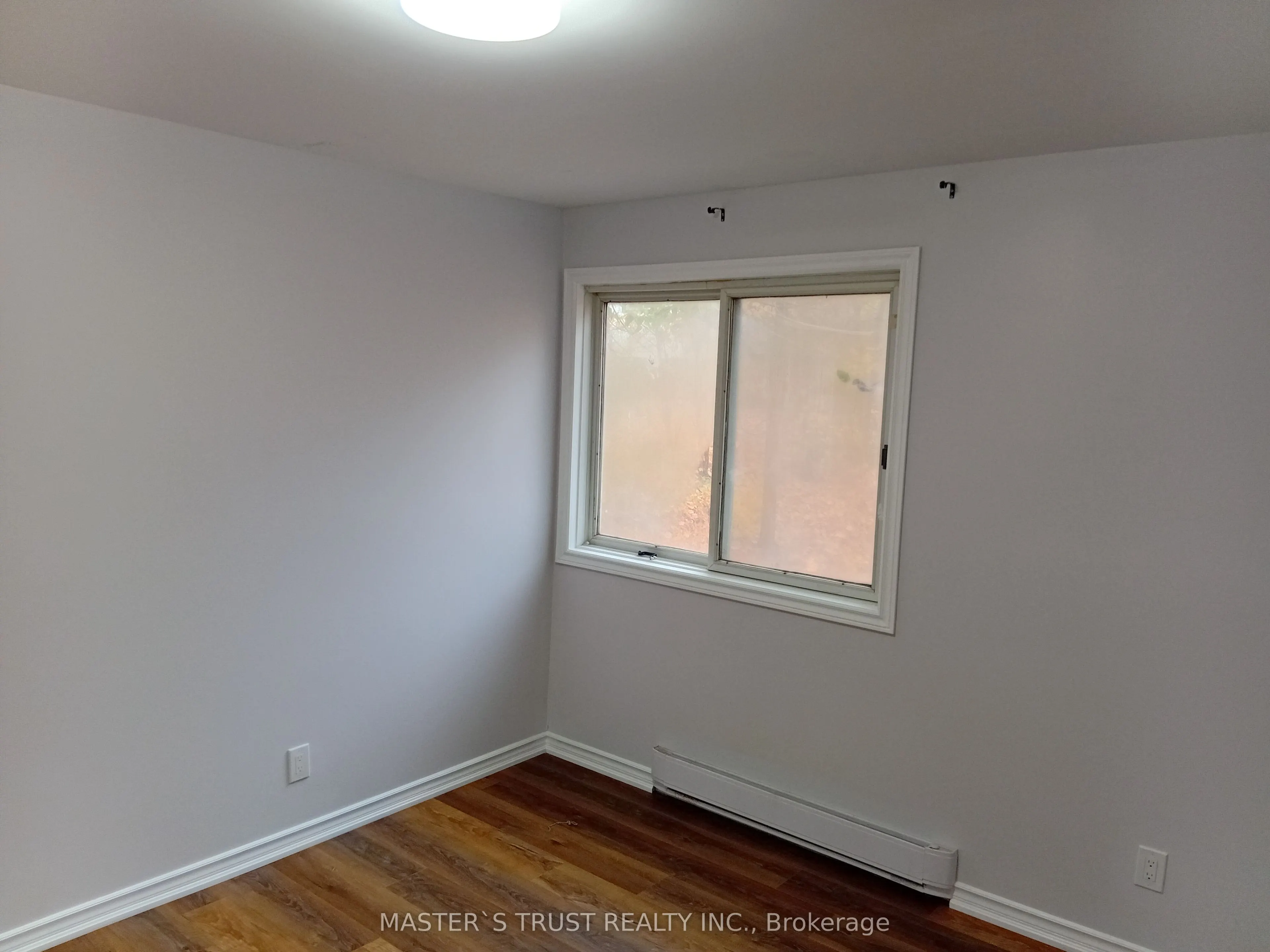 190 Borland Street E, #1