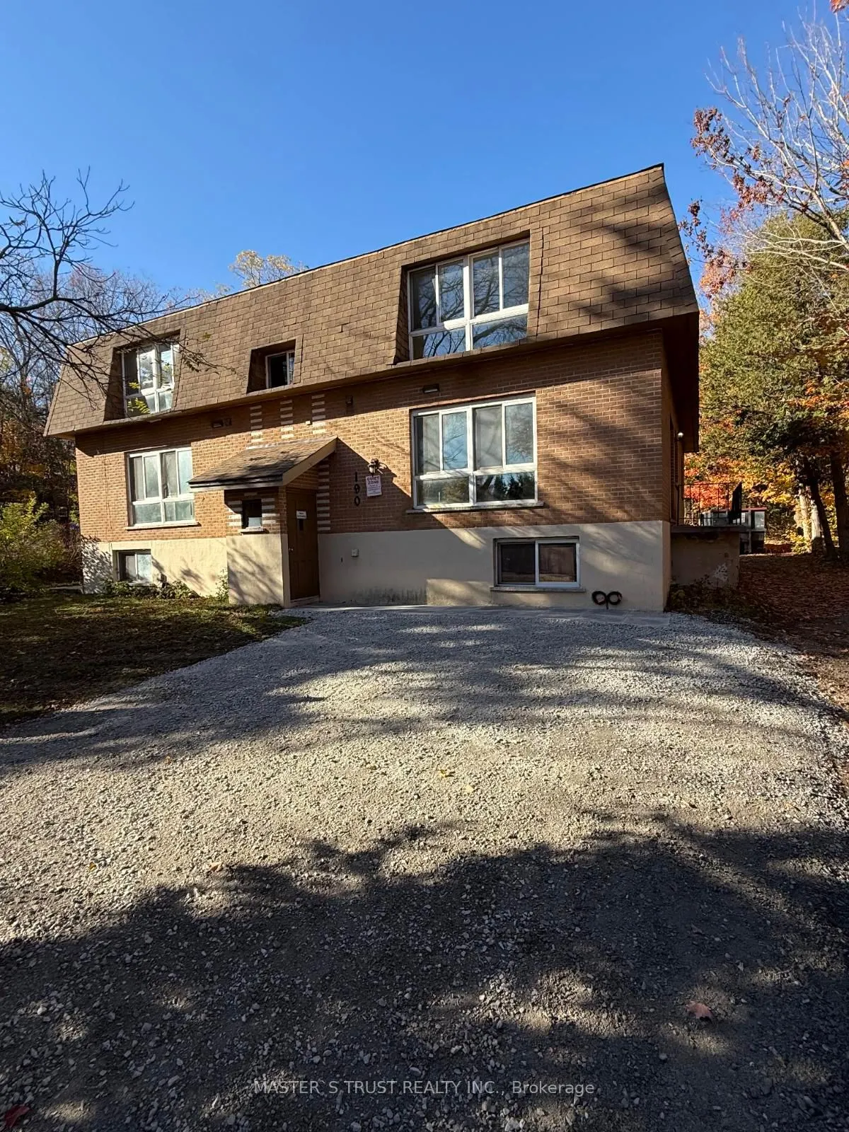 190 Borland Street E, #1