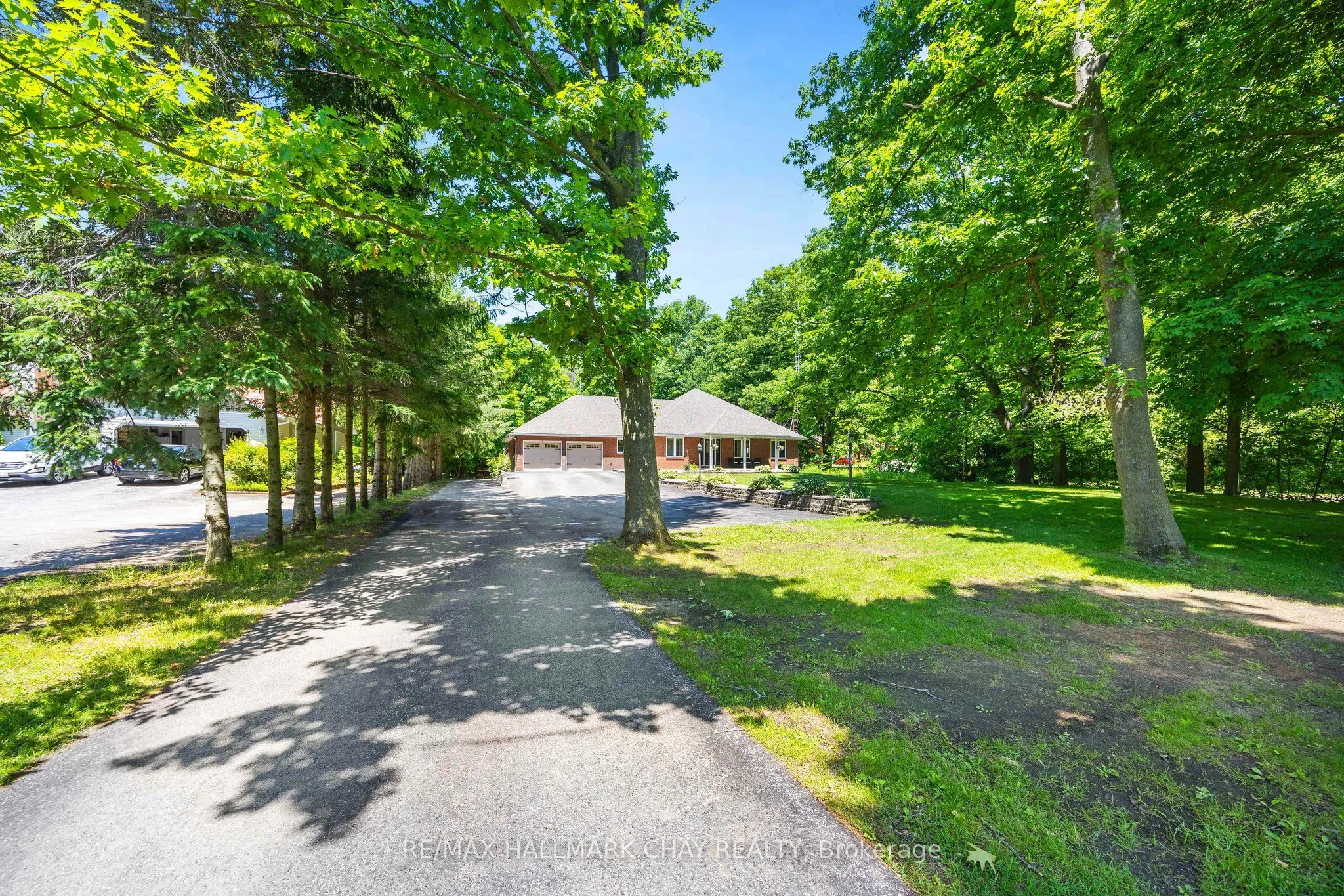 1256 Rainbow Valley Road W