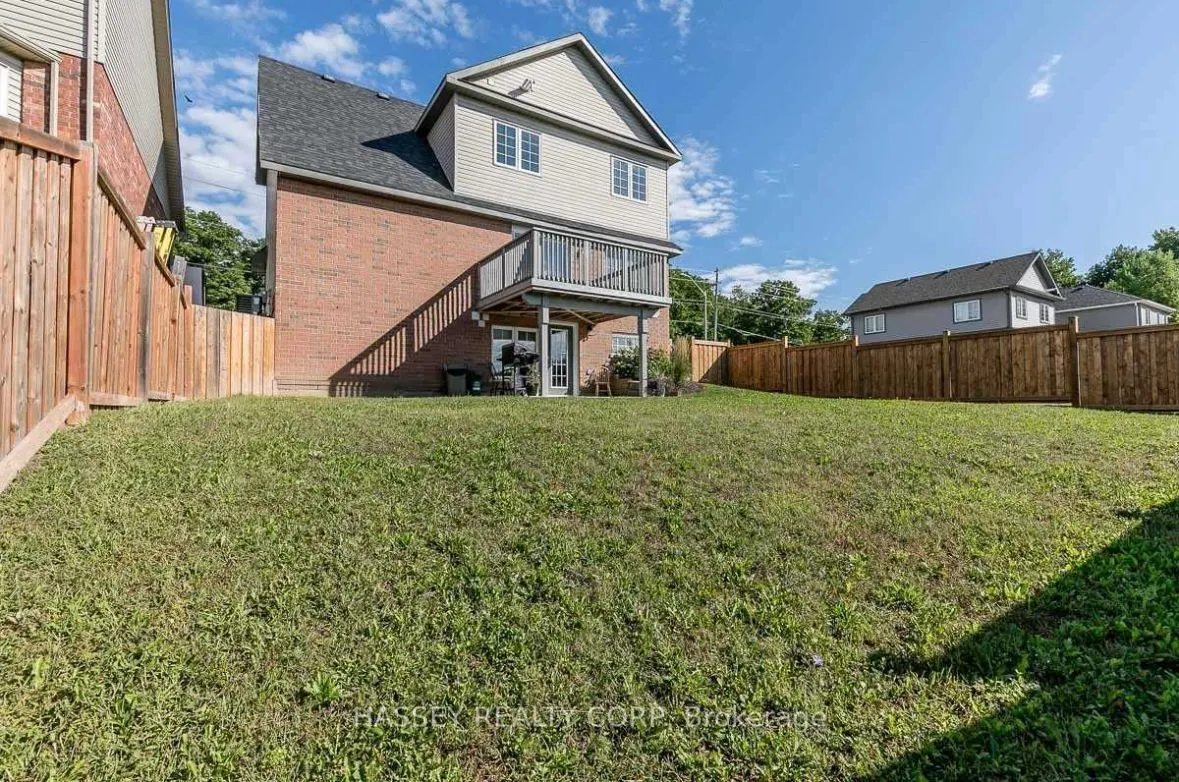 323 Edgehill Dr. Drive, #B