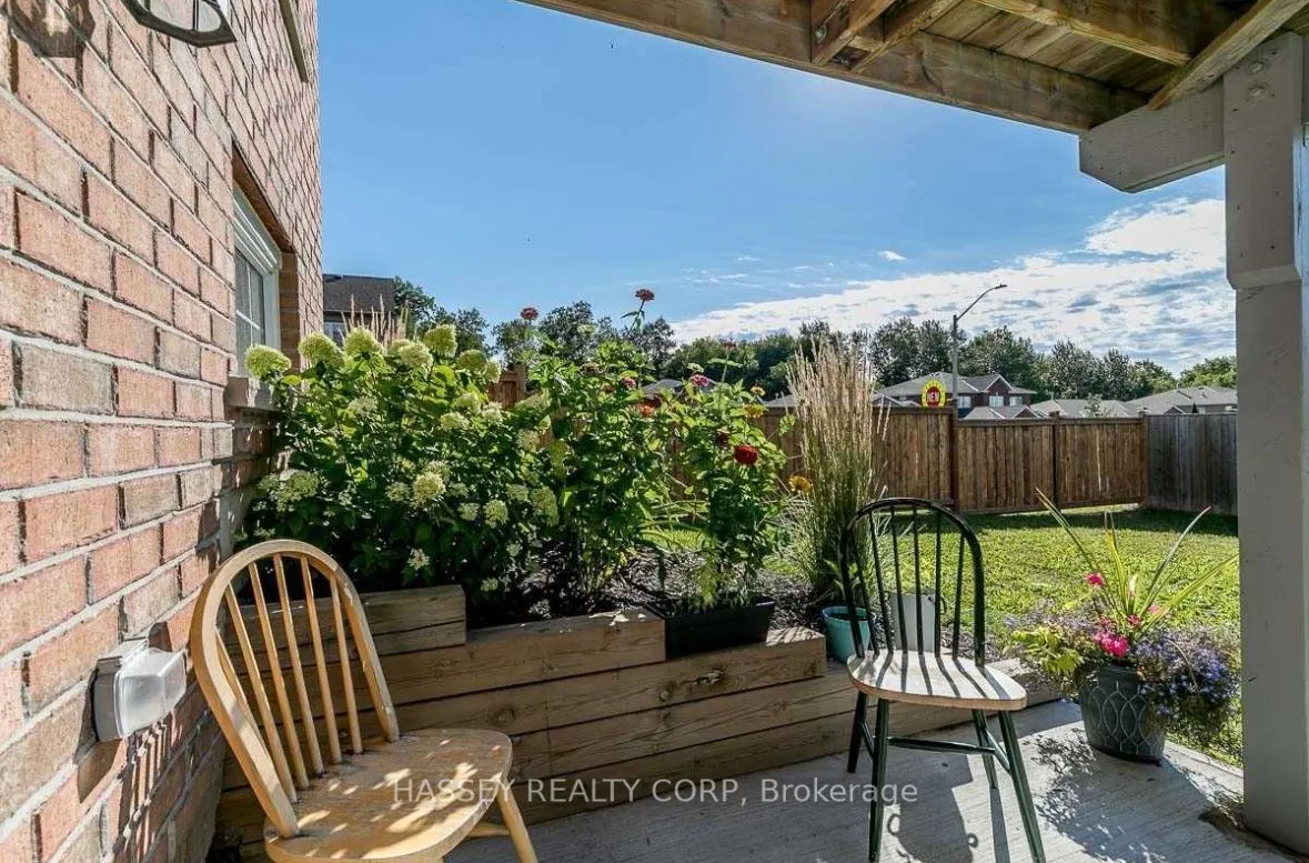 323 Edgehill Dr. Drive, #B