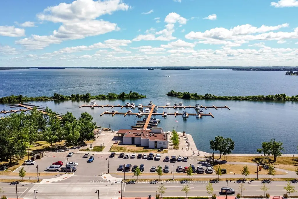 19 Front Street N, #100