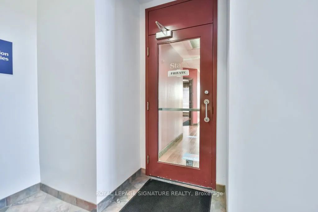 19 Front Street N, #100