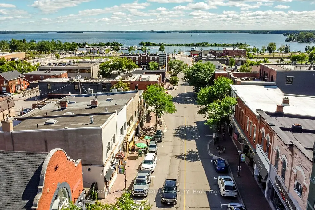 19 Front Street N, #100