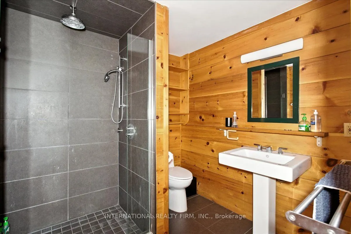 2445 Riverside Drive