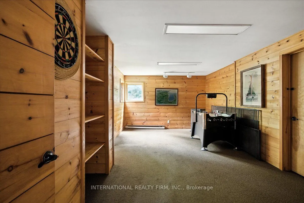 2445 Riverside Drive