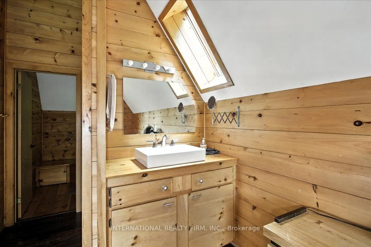 2445 Riverside Drive