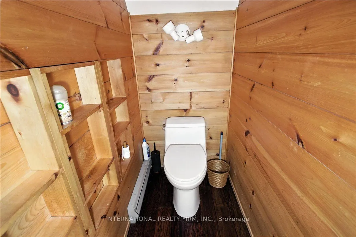 2445 Riverside Drive