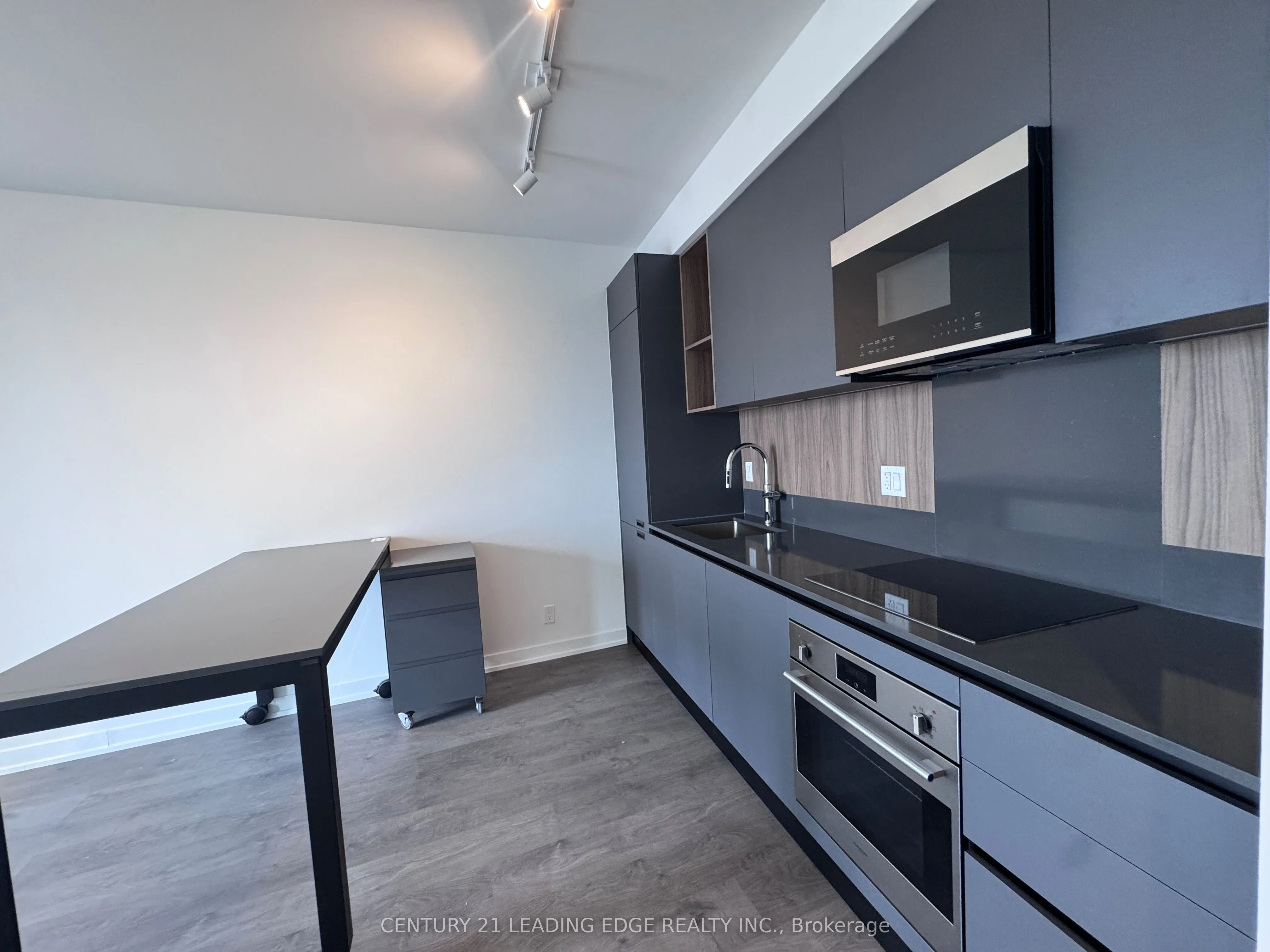 39 Mary Street, #1606