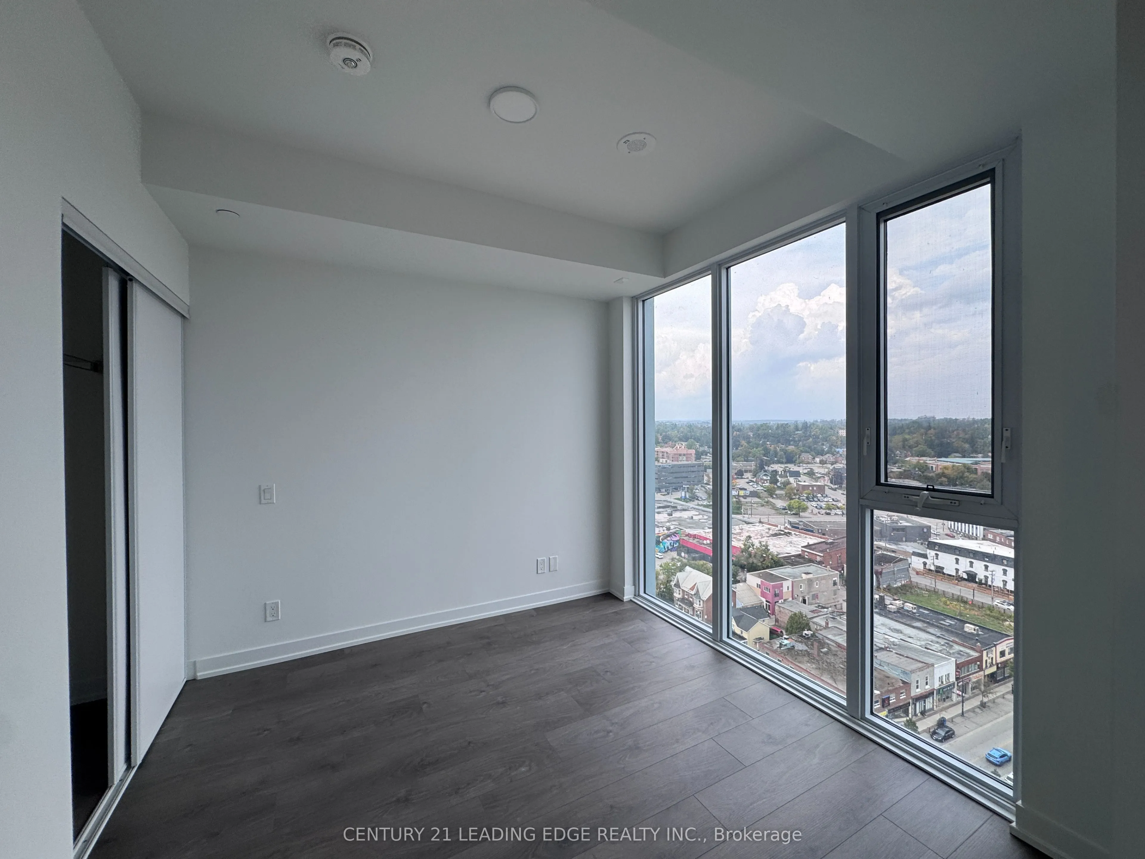 39 Mary Street #1606
