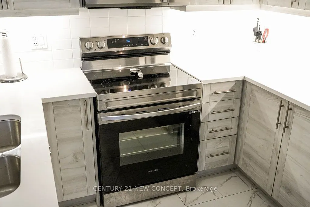 32 Magnolia Lane, #18