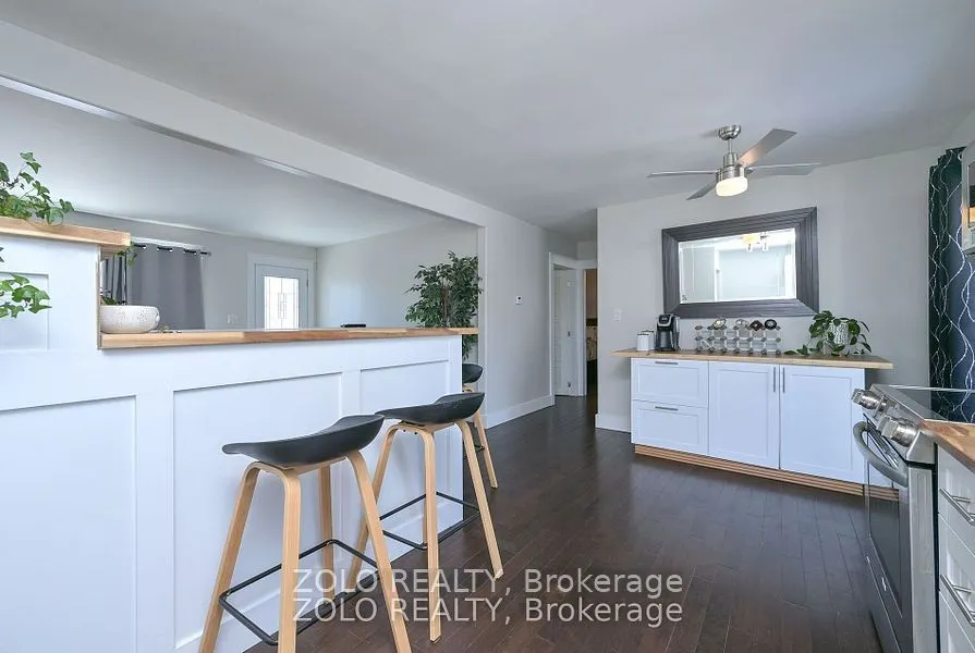 5653 Highway 12 Highway