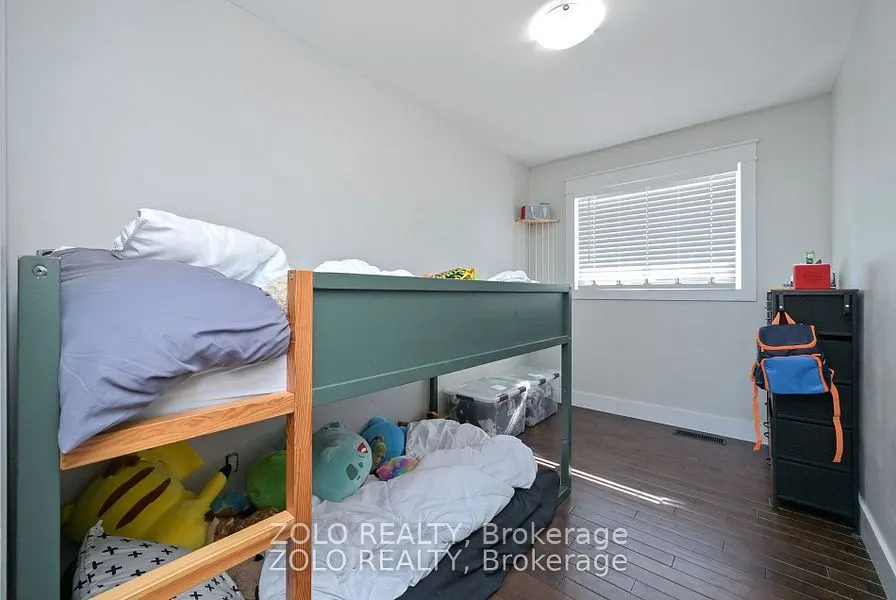 5653 Highway 12 Highway