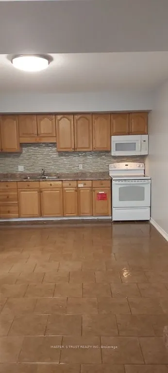 286 Georgian Drive, #Unit 3