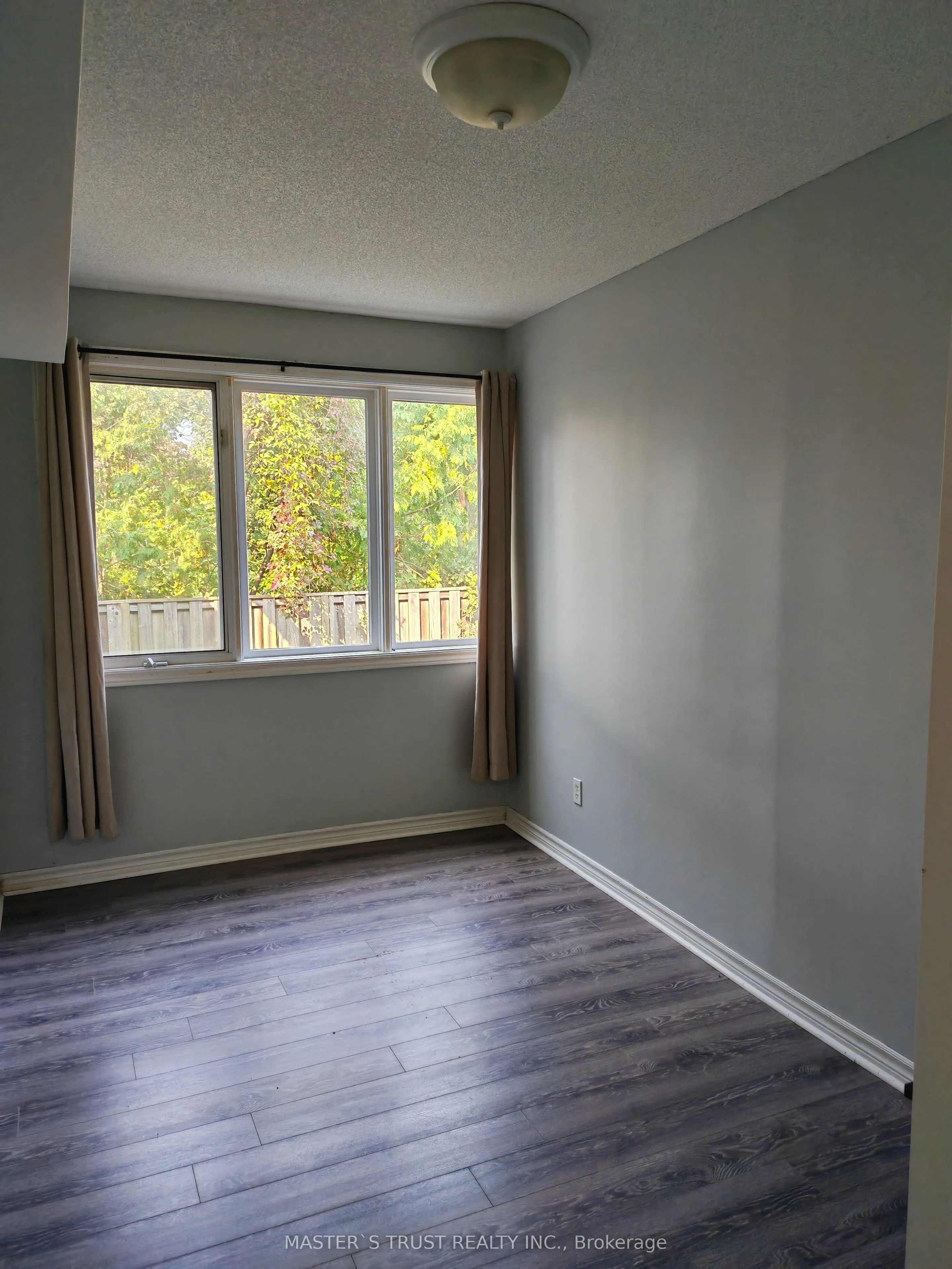 286 Georgian Drive, #Unit 3