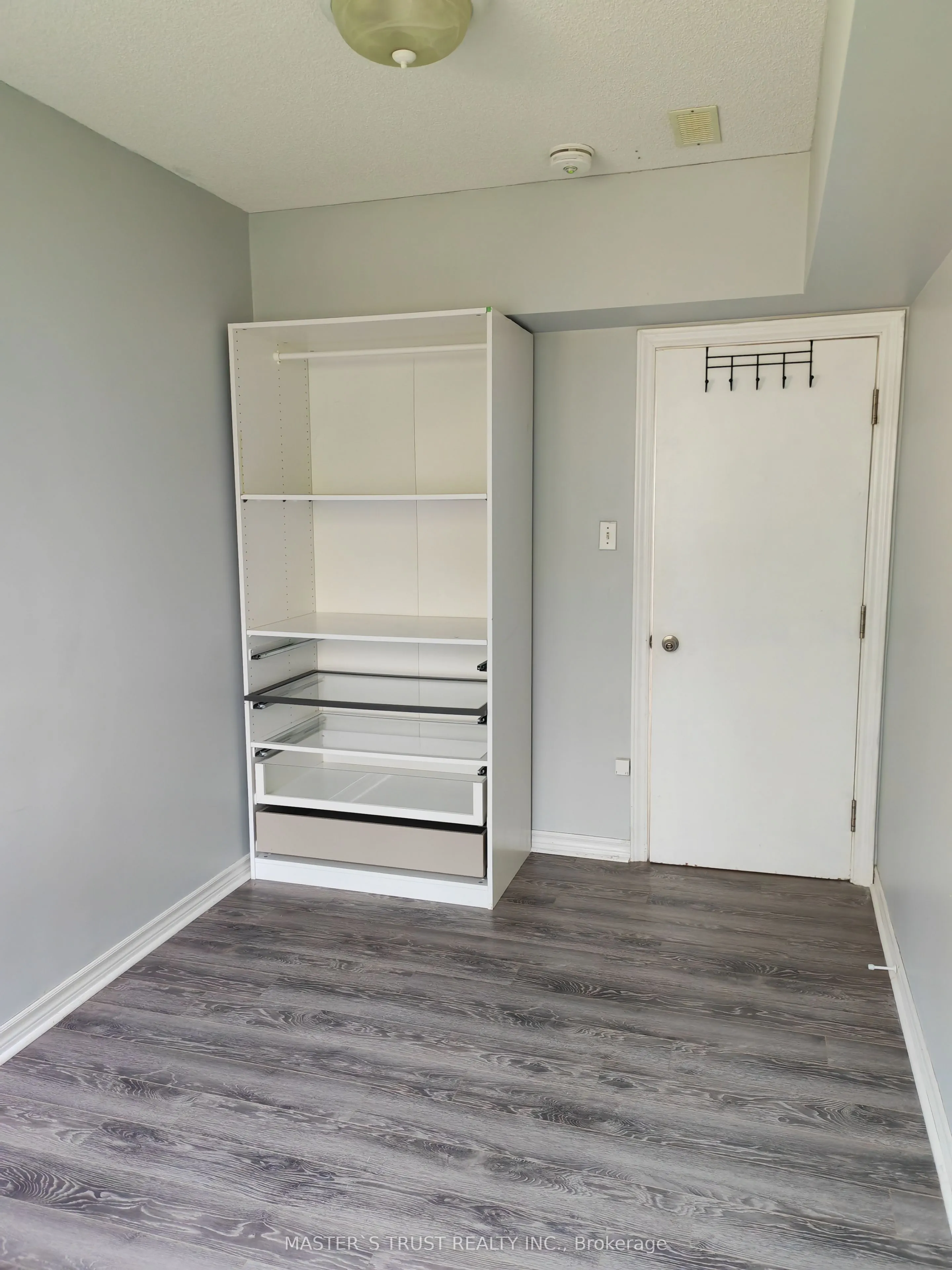 286 Georgian Drive, #Unit 3